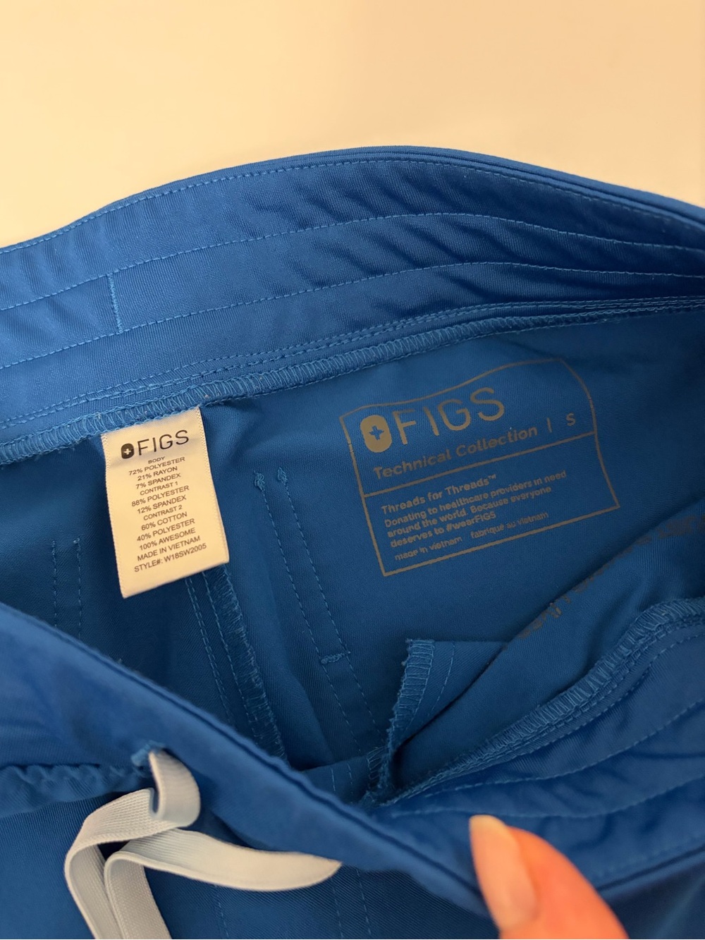 FIGS Women's Royal Blue Jogger Scrub Pants (Used) - Picture 12 of 15
